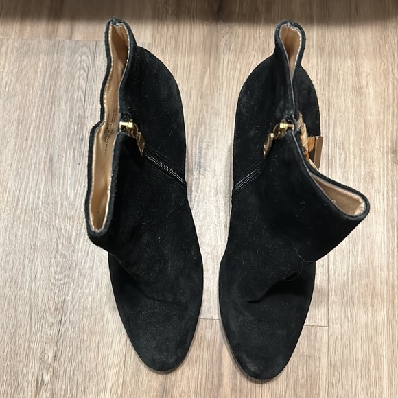 Talbots Black suede heeled ankle boots with leopard print bows on sides. NWT - Picture 3 of 12